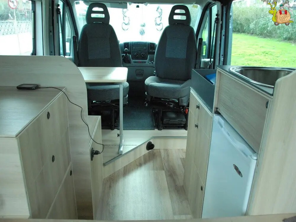 Asientos en un vehículo camper